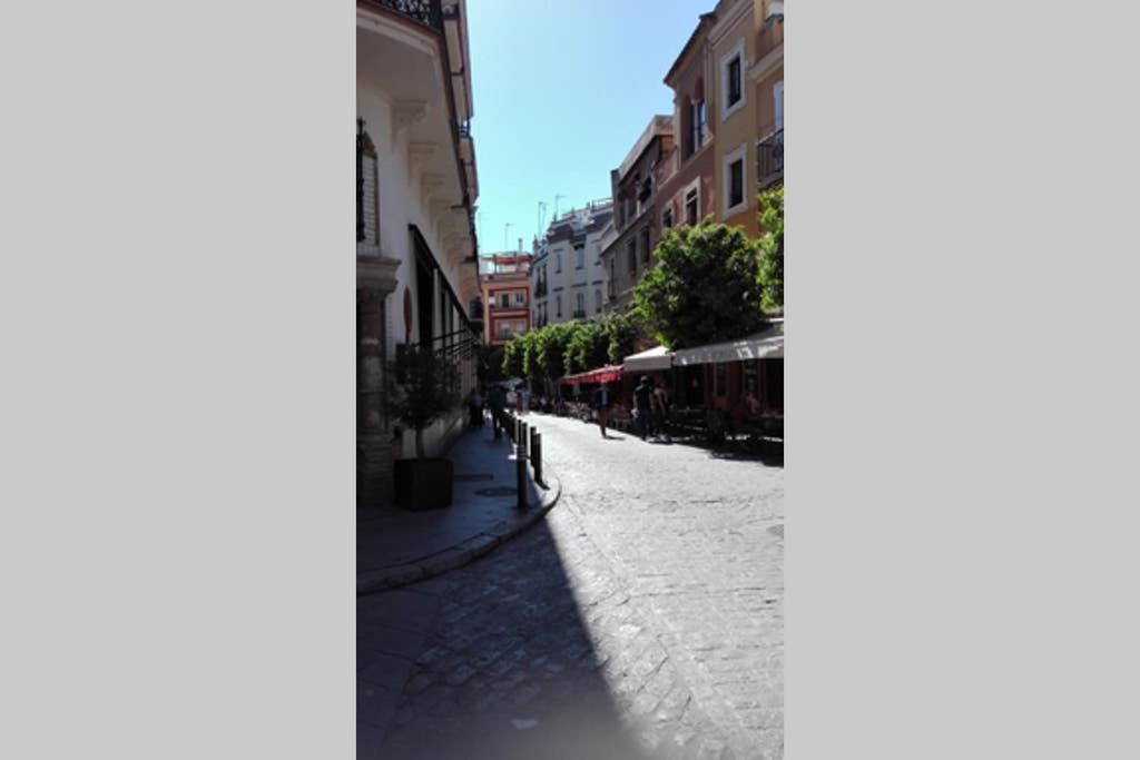 1 Minute From Cathedral. Feel The Heart Of Sevilla Exterior foto